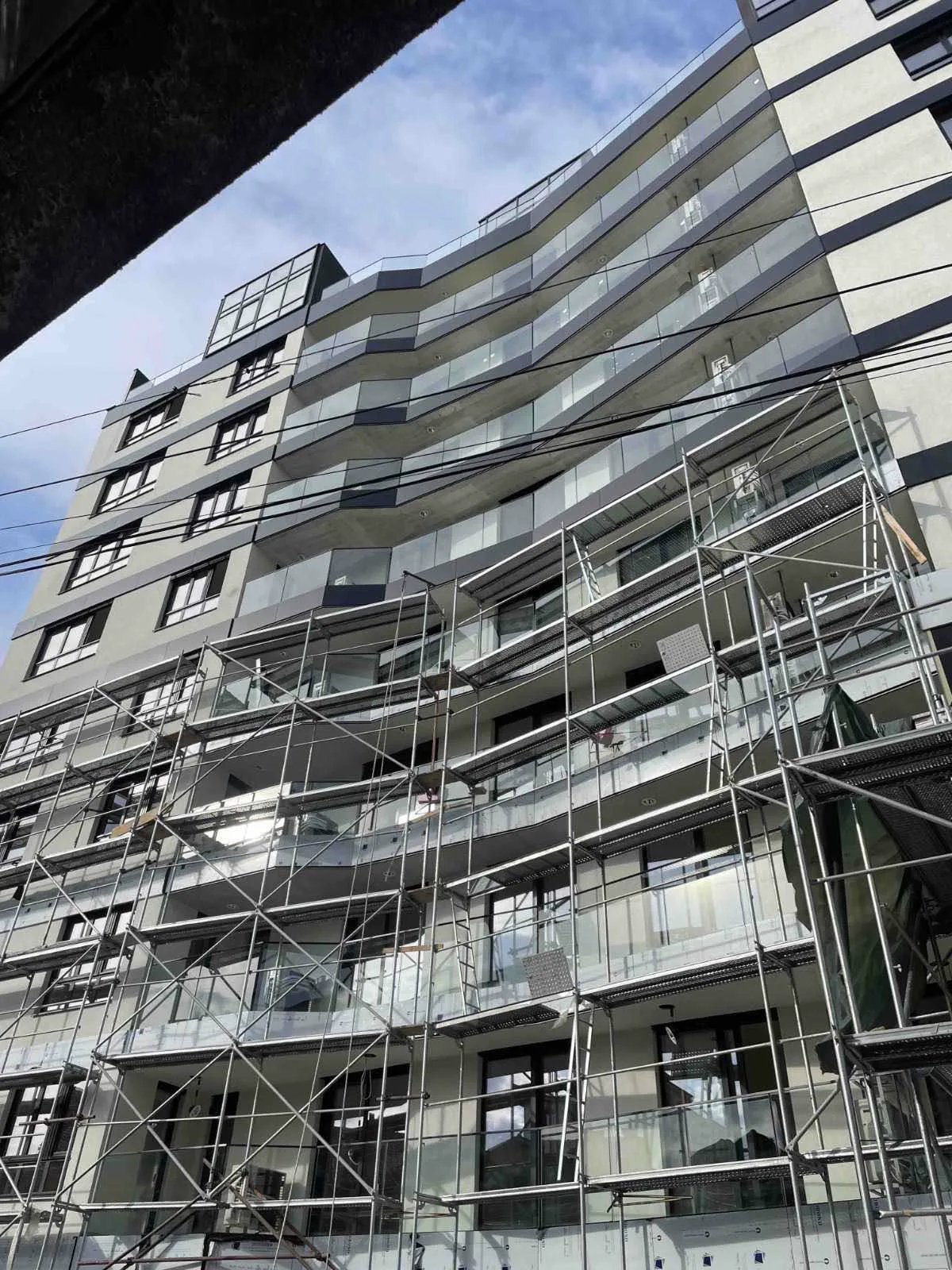 Building facade installation